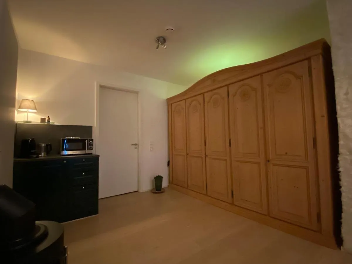 Alpen-Panorama Suite - Einzigartige Privatsuite Hoch Ueber Muenchen, 12Tes Og, Alpenblick, Loggia, Whirlpool, 15 Minuten Zum Zentrum, Ruhe Und Erholung In Der Stadt Muenchen Fuer Privat Und Geschaeftlich Reisende منزل للإقامة